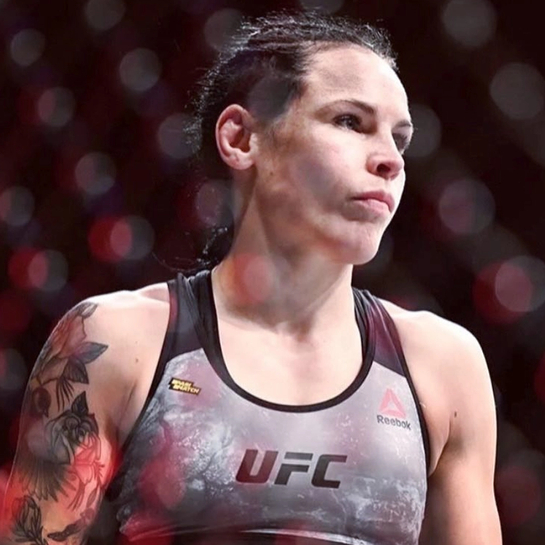 Lina LÃ¤nsberg Elbow Queen