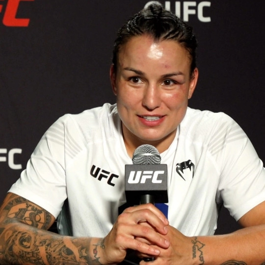 Raquel Pennington Rocky