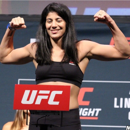 Ketlen Vieira Fenomeno
