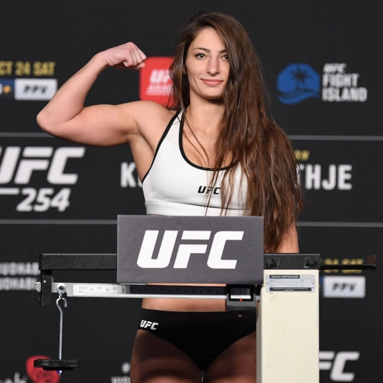 Liana Jojua She Wolf