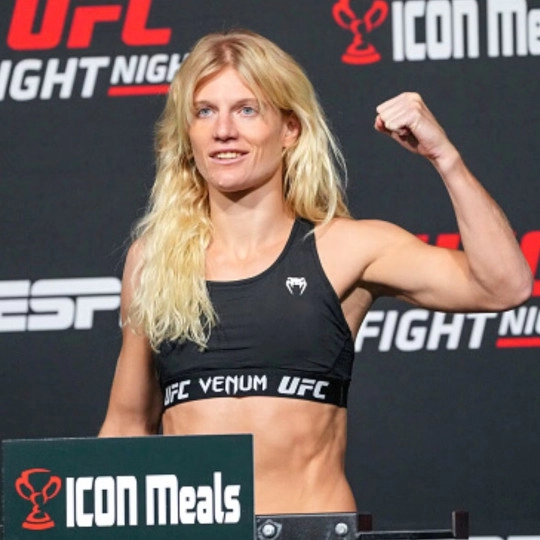 Manon Fiorot The Beast
