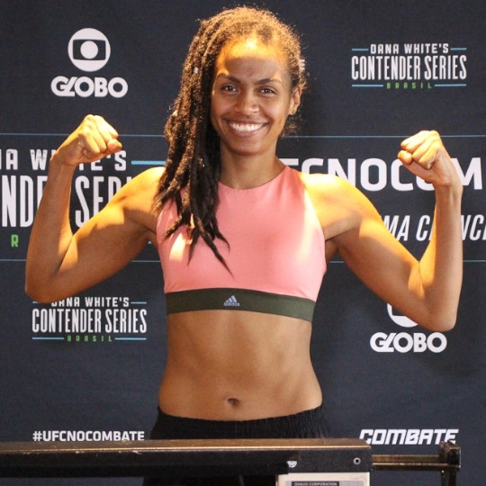 Luana Carolina Dread