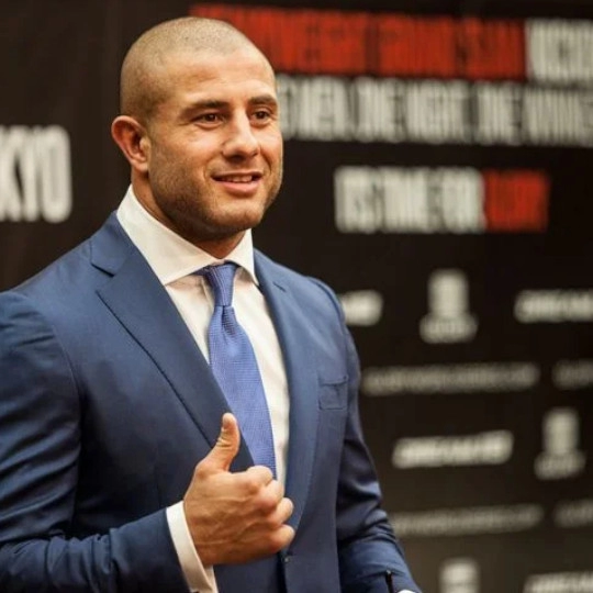 Gokhan Saki 